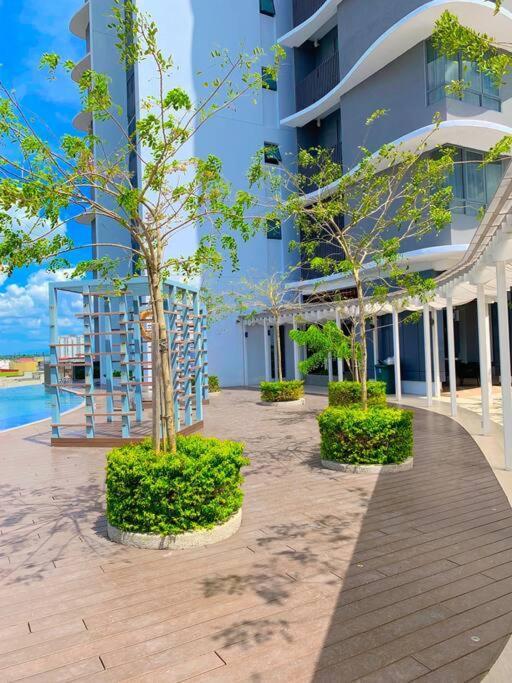 Netflix 2 Bedroom Troika Kota Bharu Homestay 1812 Exterior photo